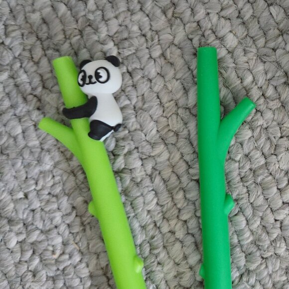 NEW Pudding Keychain and Panda Pen Stationary Pompompurin Sanrio  🐼 - Picture 2 of 4